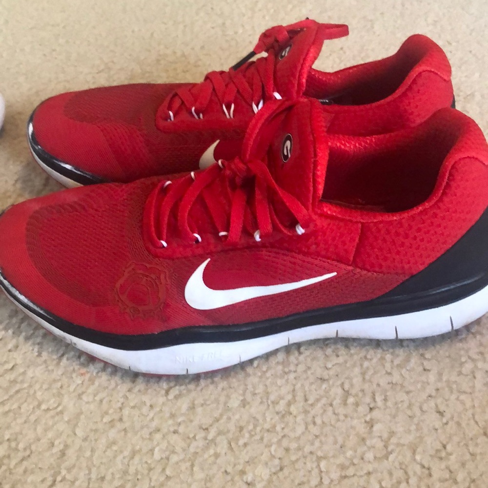 Nike UGA boys shoe